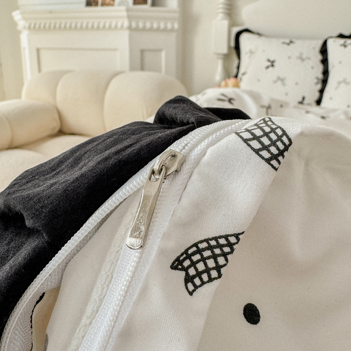 91家纺网 家纺一手货源 找家纺 芷凡家纺2025新款水洗棉双层纱云感棉床盖四件套 时尚蝴蝶结