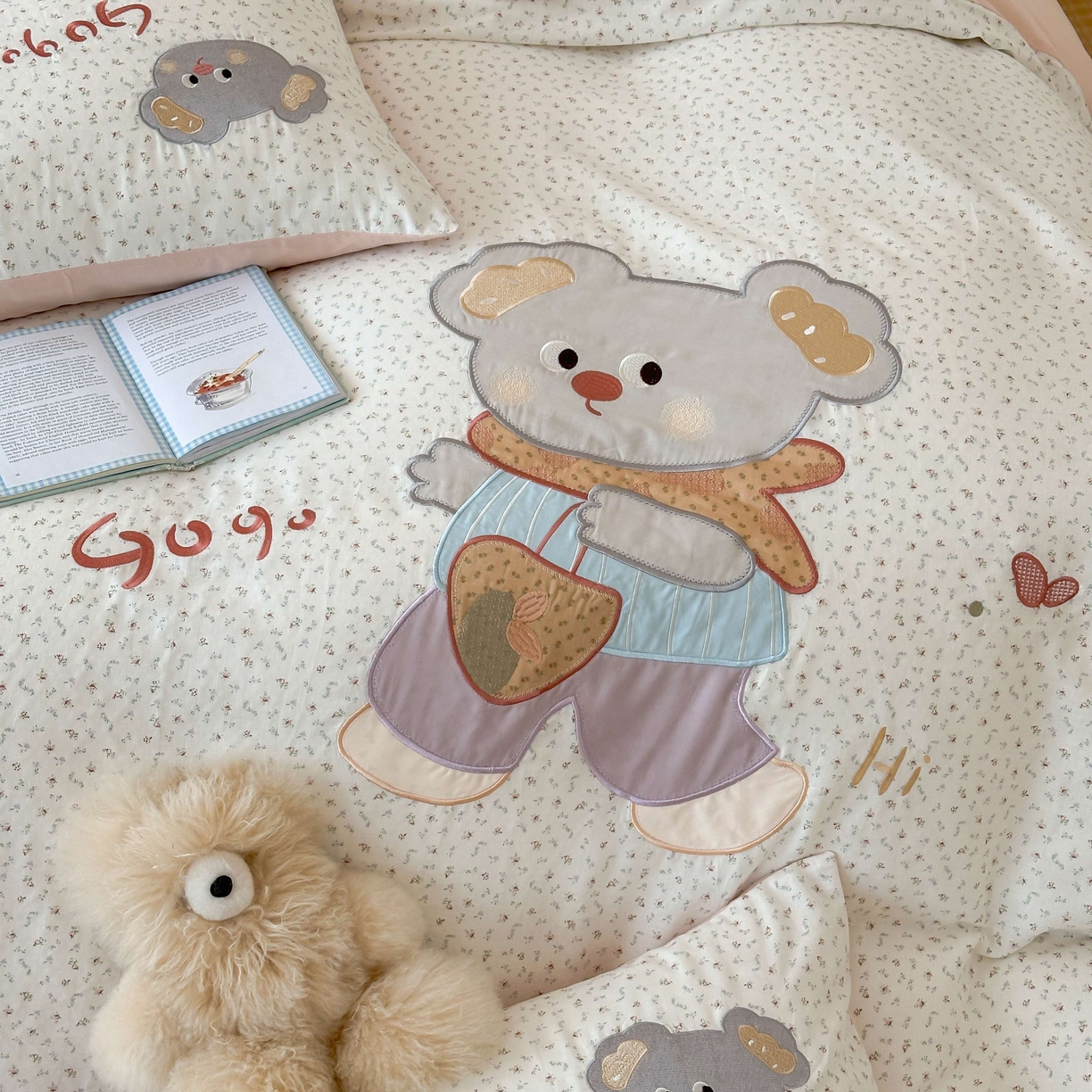 91家纺网 家纺一手货源 找家纺 （总）紫桐 Lila lndus 2025新款双层纱贴布绣四件套