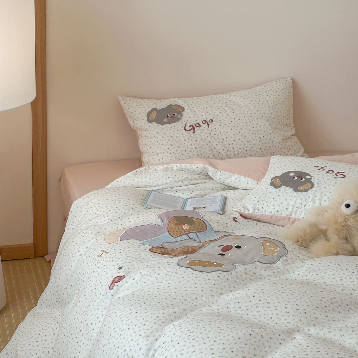 91家纺网 家纺一手货源 找家纺 （总）紫桐 Lila lndus 2025新款双层纱贴布绣四件套