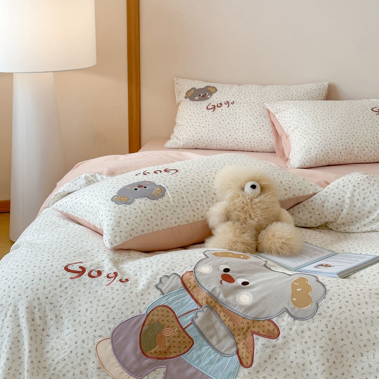 91家纺网 家纺一手货源 找家纺 （总）紫桐 Lila lndus 2025新款双层纱贴布绣四件套