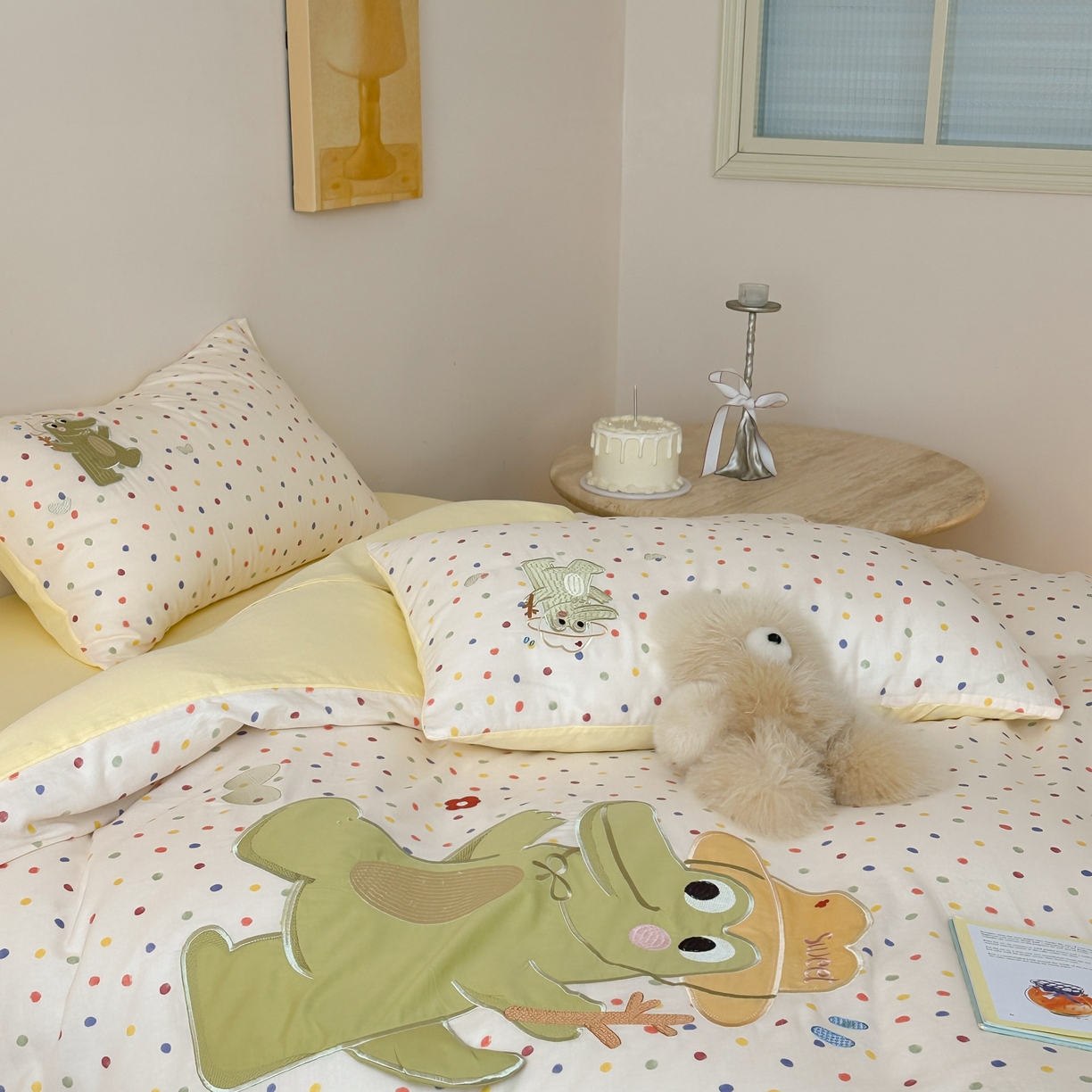 91家纺网 家纺一手货源 找家纺 紫桐 Lila lndus 2025新款双层纱贴布绣四件套 小鳄鱼