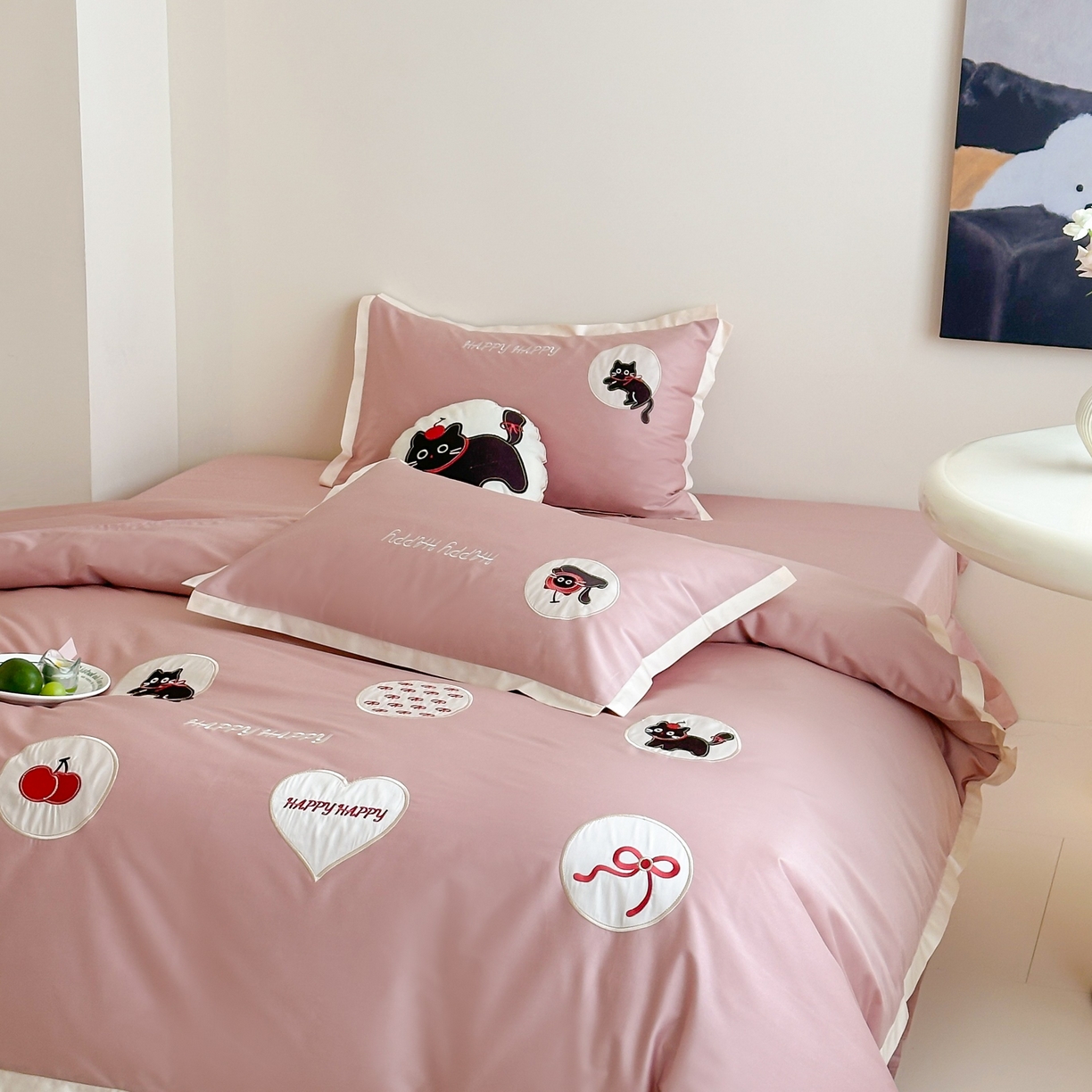 91家纺网 家纺一手货源 找家纺 紫桐 Lila lndus 2025新款50支双股长绒棉纯棉四件套 假日猫咪-粉