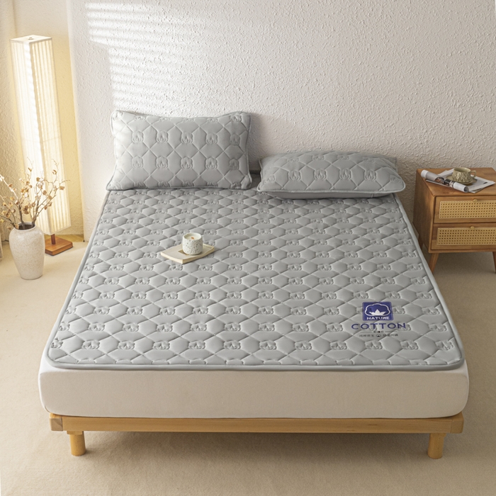 91家纺网 家纺一手货源 找家纺 （总）老帅的工厂店2025新款A类水洗棉珩绣棉花床褥