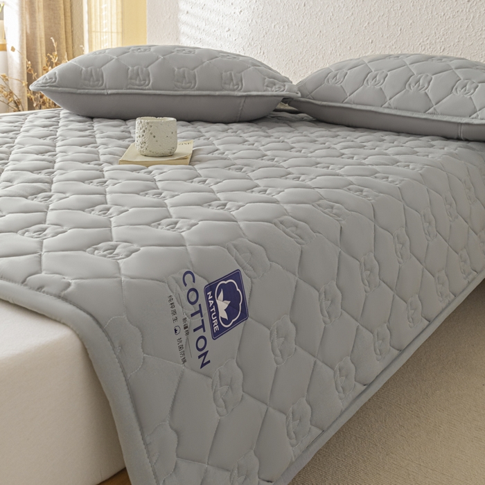 91家纺网 家纺一手货源 找家纺 （总）老帅的工厂店2025新款A类水洗棉珩绣棉花床褥