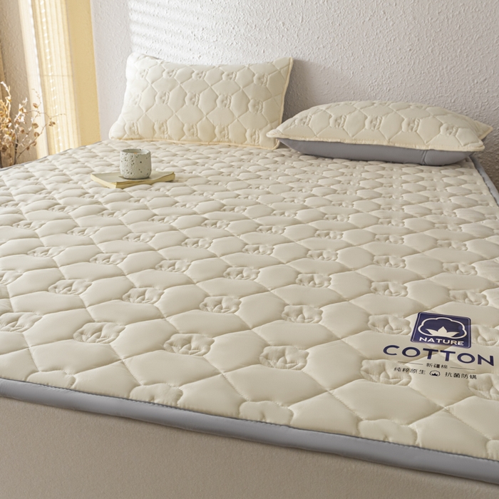 91家纺网 家纺一手货源 找家纺 老帅的工厂店2025新款A类水洗棉珩绣棉花床褥 本色