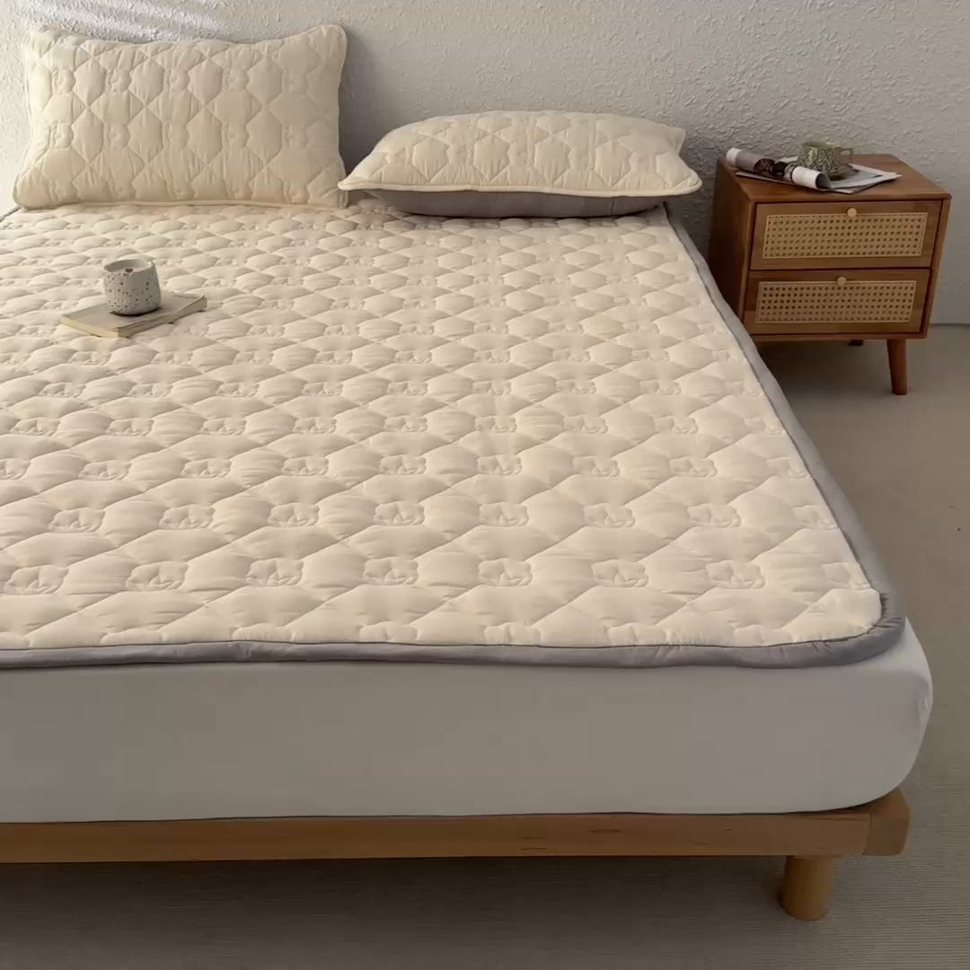 91家纺网 家纺一手货源 找家纺 老帅的工厂店2025新款A类水洗棉珩绣棉花床褥 本色