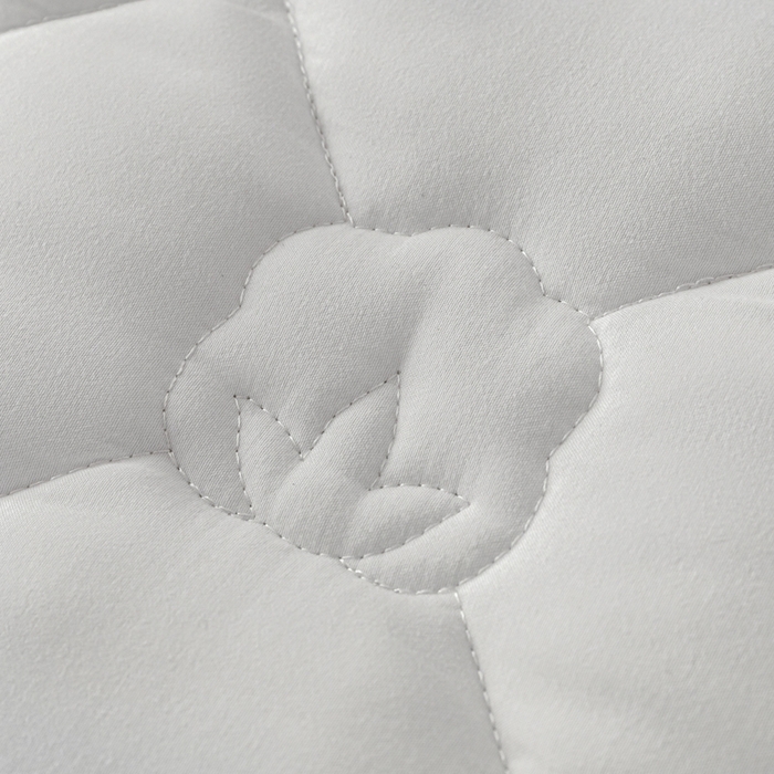 91家纺网 家纺一手货源 找家纺 老帅的工厂店2025新款A类水洗棉珩绣棉花床褥 净白色