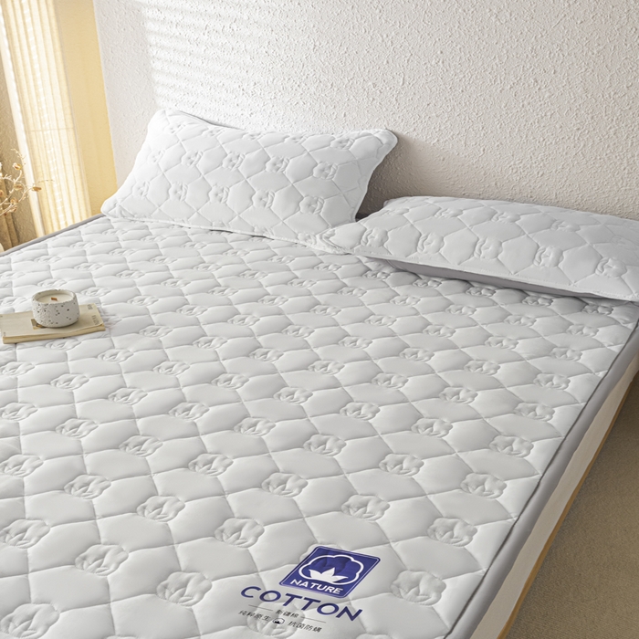 91家纺网 家纺一手货源 找家纺 老帅的工厂店2025新款A类水洗棉珩绣棉花床褥 净白色