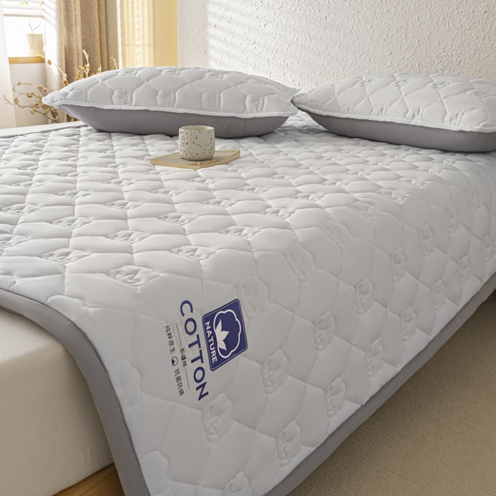 91家纺网 家纺一手货源 找家纺 老帅的工厂店2025新款A类水洗棉珩绣棉花床褥 净白色