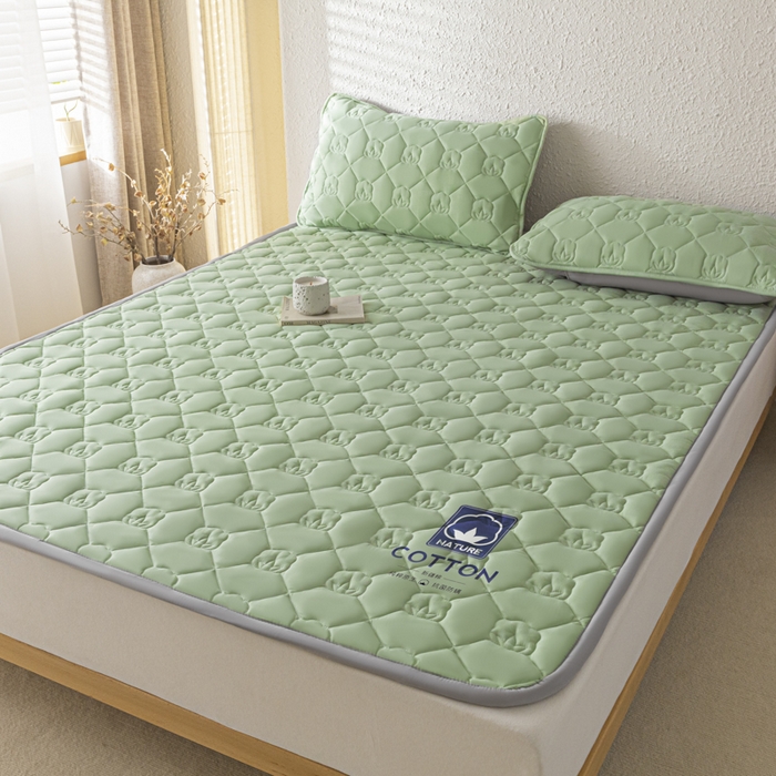 91家纺网 家纺一手货源 找家纺 老帅的工厂店2025新款A类水洗棉珩绣棉花床褥 清新绿