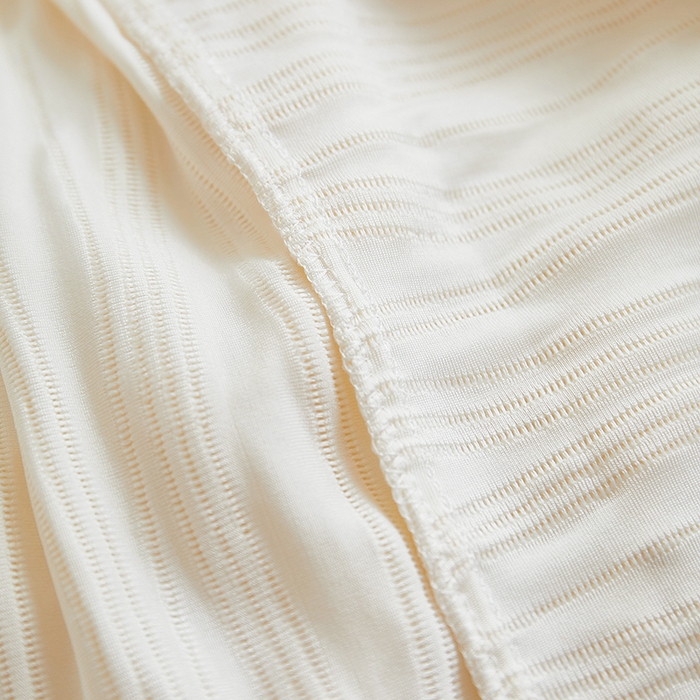 91家纺网 家纺一手货源 找家纺 丝绮鹿 2025新款提花绒沙发套水波纹松紧款 米白