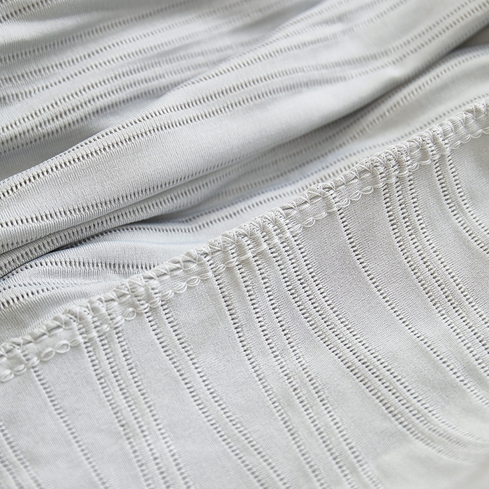 91家纺网 家纺一手货源 找家纺 丝绮鹿 2025新款提花绒沙发套水波纹松紧款 浅灰