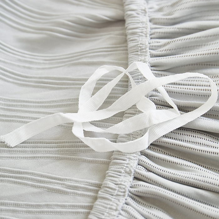 91家纺网 家纺一手货源 找家纺 丝绮鹿 2025新款提花绒沙发套水波纹松紧款 浅灰