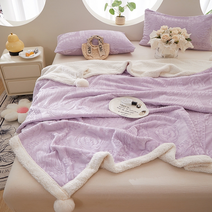 91家纺网 家纺一手货源 找家纺 楼兰公主2025新款雪兔绒小香风提花雕花毯 山茶花奶白拼香紫
