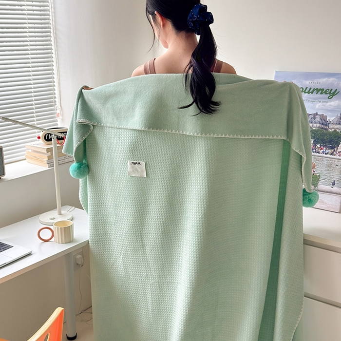 91家纺网 家纺一手货源 找家纺 艾佳 2025新款华夫格升级版毛球款四季毯盖毯毛毯毯子 曼波球蓝