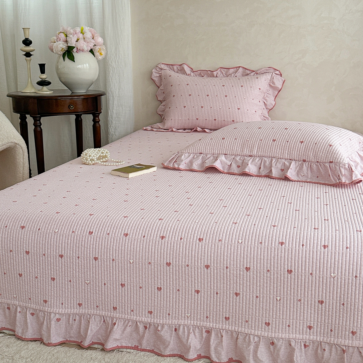91家纺网 家纺一手货源 找家纺 琳可家居2025新款全棉印花花边床盖可搭配同款被套 爱心-仙女粉