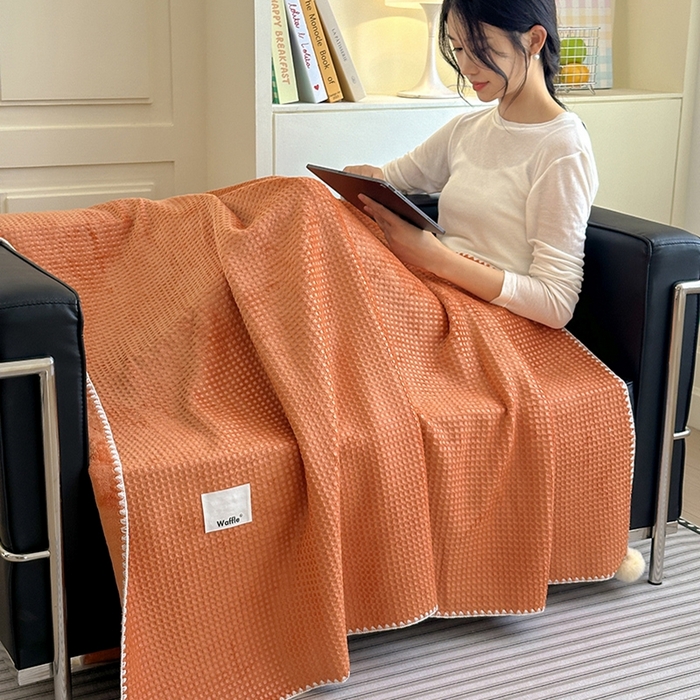 91家纺网 家纺一手货源 找家纺 艾佳 2025新款华夫格升级版毛球款四季毯盖毯毛毯毯子 星光球桔