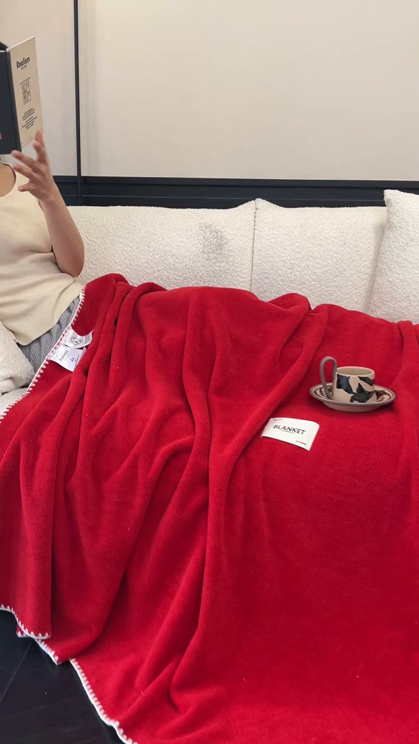 91家纺网 家纺一手货源 找家纺 艾佳 2025新款绵羊绒毛毯毯子 安格拉红