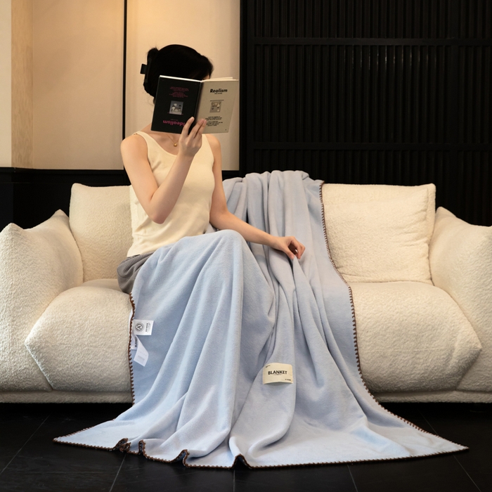 91家纺网 家纺一手货源 找家纺 艾佳 2025新款绵羊绒毛毯毯子 冰川蓝