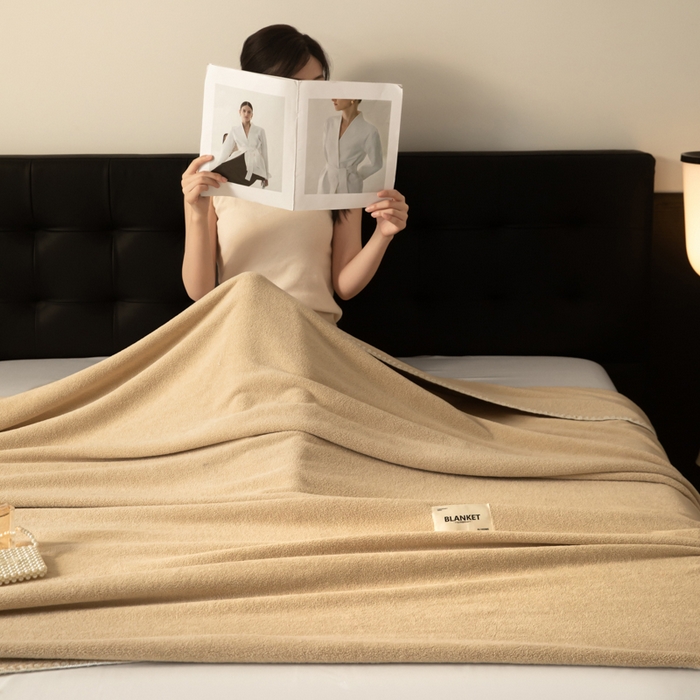 91家纺网 家纺一手货源 找家纺 艾佳 2025新款绵羊绒毛毯毯子 卡其