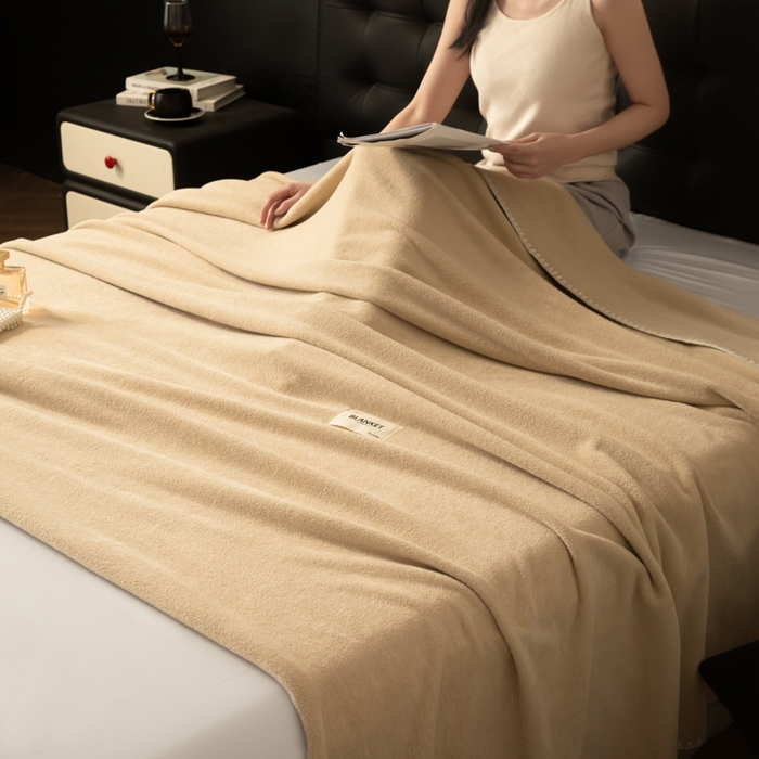 91家纺网 家纺一手货源 找家纺 艾佳 2025新款绵羊绒毛毯毯子 卡其