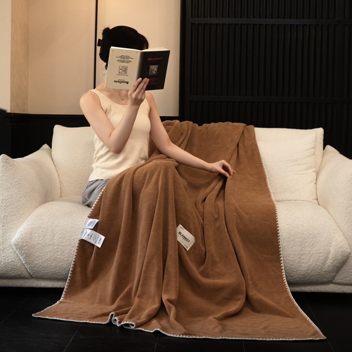 91家纺网 家纺一手货源 找家纺 艾佳 2025新款绵羊绒毛毯毯子 慕斯咖