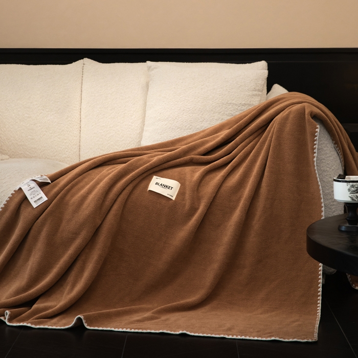 91家纺网 家纺一手货源 找家纺 艾佳 2025新款绵羊绒毛毯毯子 慕斯咖