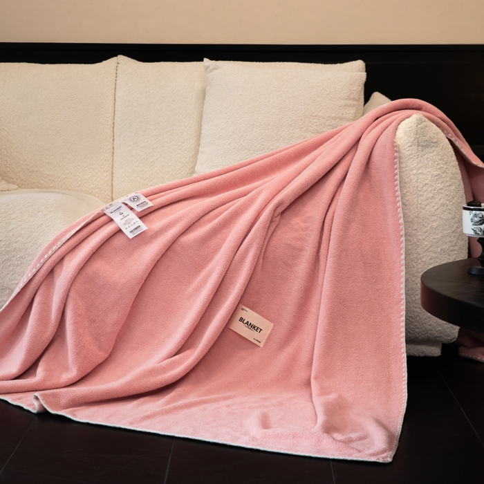 91家纺网 家纺一手货源 找家纺 艾佳 2025新款绵羊绒毛毯毯子 仙女粉