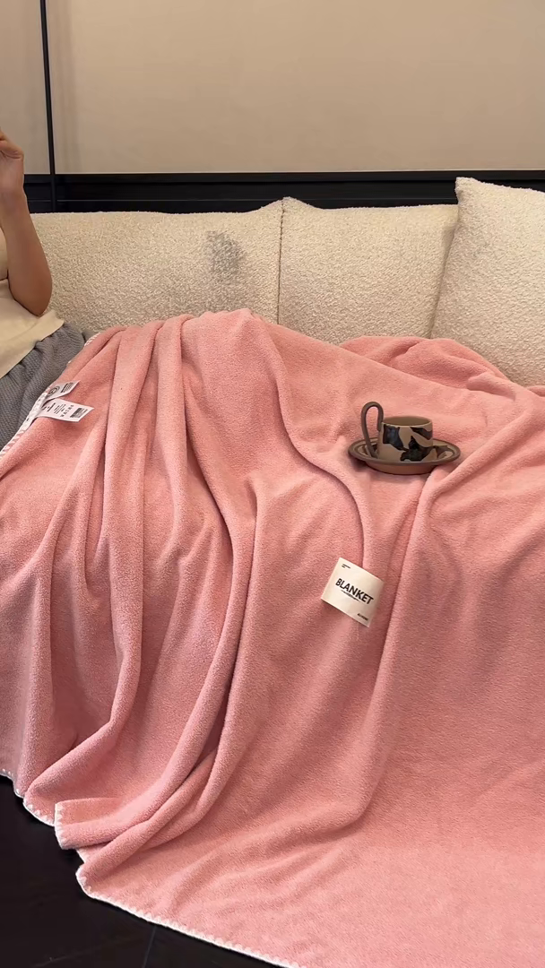 91家纺网 家纺一手货源 找家纺 艾佳 2025新款绵羊绒毛毯毯子 仙女粉