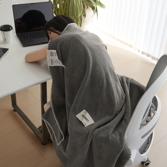 91家纺网 家纺一手货源 找家纺 艾佳 2025新款绵羊绒毛毯毯子 银河灰