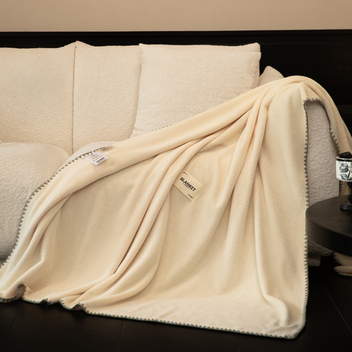 91家纺网 家纺一手货源 找家纺 艾佳 2025新款绵羊绒毛毯毯子 珍珠白
