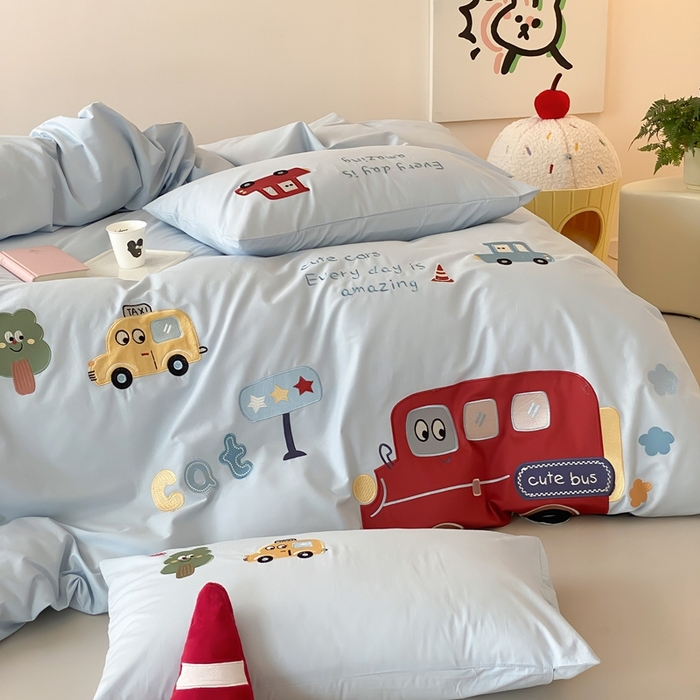 91家纺网 家纺一手货源 找家纺 （总）星野 2025新款40S水洗棉贴布绣四件套-汽车总动员