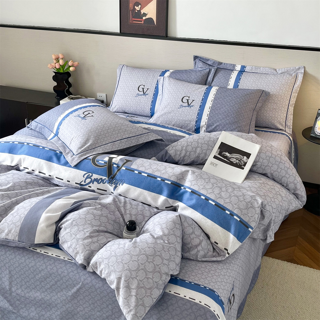 91家纺网 家纺一手货源 找家纺 曼秀琳 2025秋冬新款全棉磨毛印花四件套 思维-兰