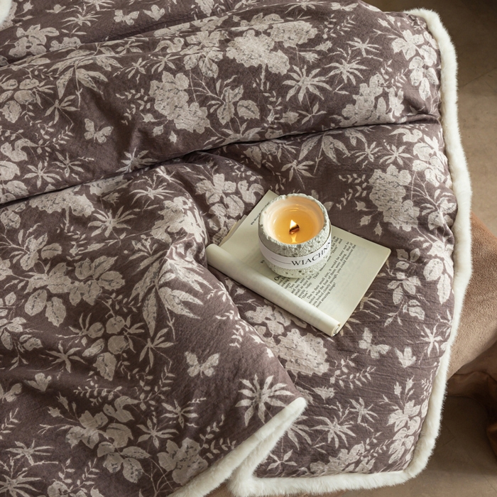 91家纺网 家纺一手货源 找家纺 迷尚家居 2025新款复古色织棉麻牛奶绒棉加绒四件套 枫林晚-绒