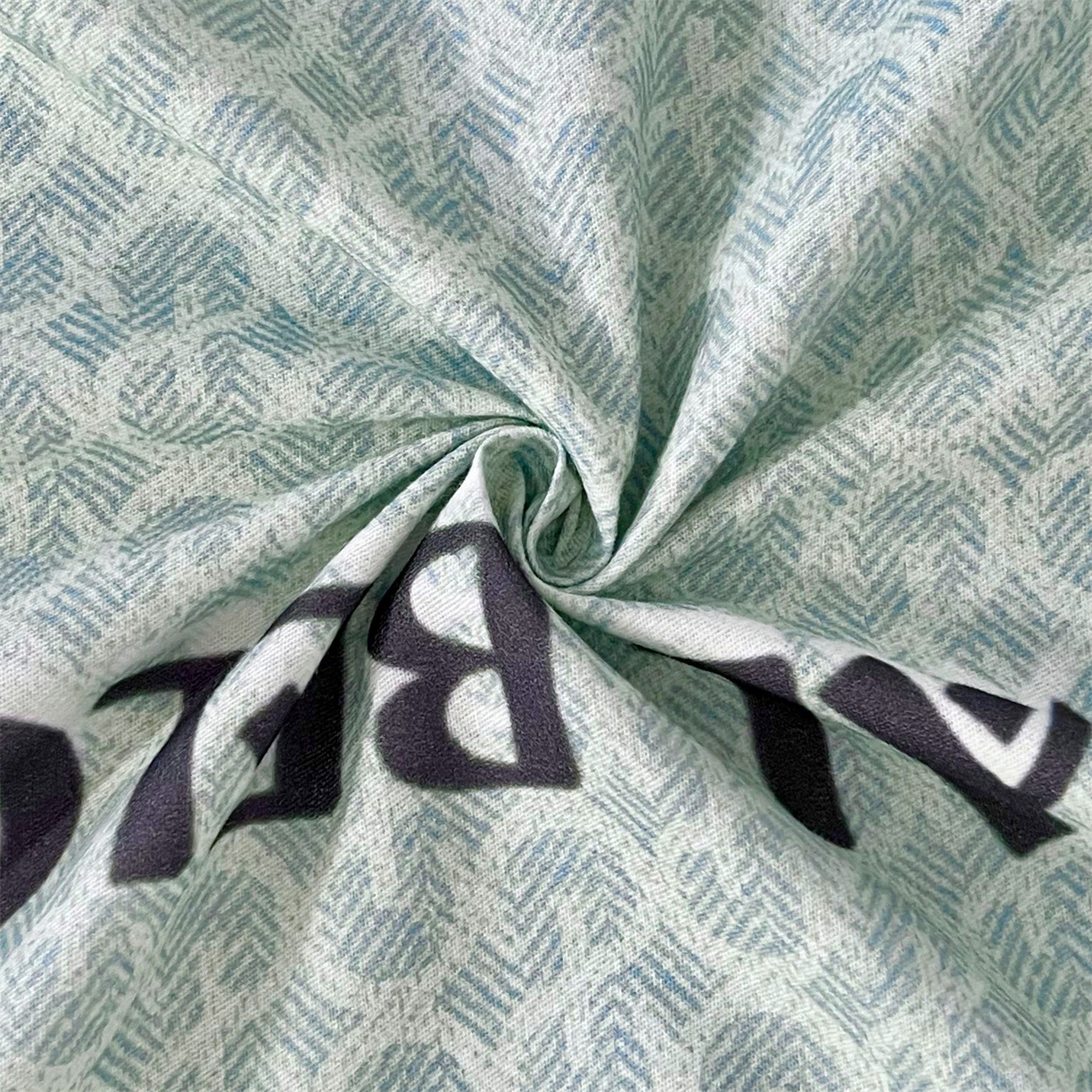 91家纺网 家纺一手货源 找家纺 曼秀琳 2025秋冬新款全棉磨毛印花四件套 你好朋友-兰