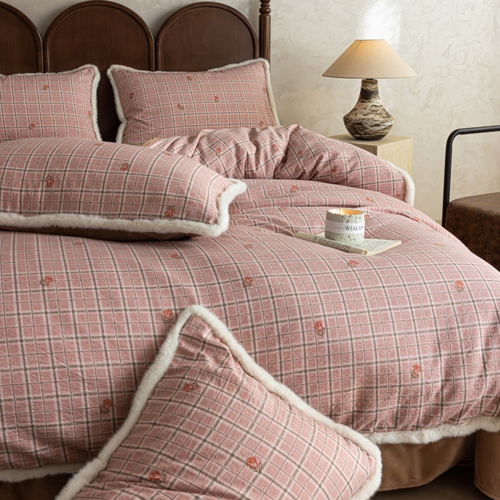 91家纺网 家纺一手货源 找家纺 迷尚家居 2025新款复古色织棉麻牛奶绒棉加绒四件套 秋恋红-绒