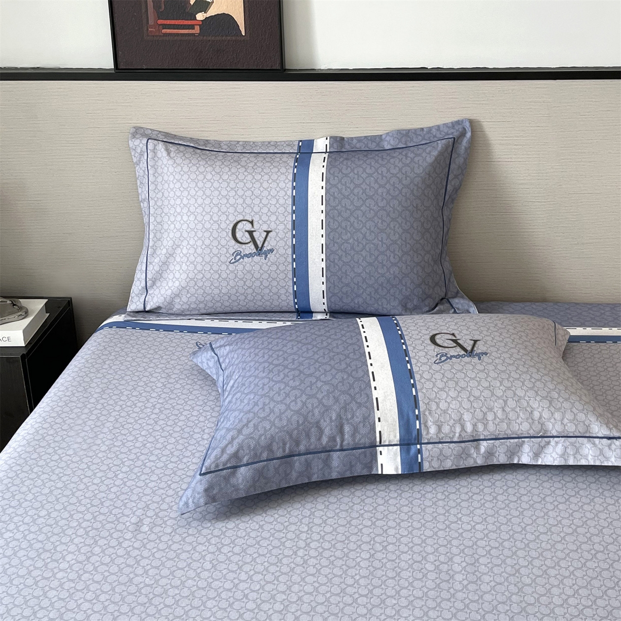 91家纺网 家纺一手货源 找家纺 曼秀琳 2025秋冬新款全棉磨毛印花四件套 思维-兰