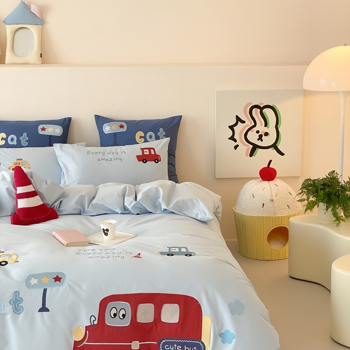 91家纺网 家纺一手货源 找家纺 （总）星野 2025新款40S水洗棉贴布绣四件套-汽车总动员