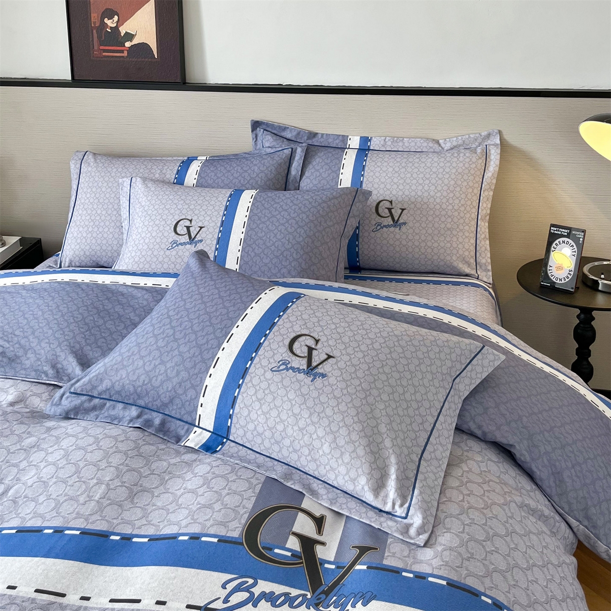 91家纺网 家纺一手货源 找家纺 曼秀琳 2025秋冬新款全棉磨毛印花四件套 思维-兰