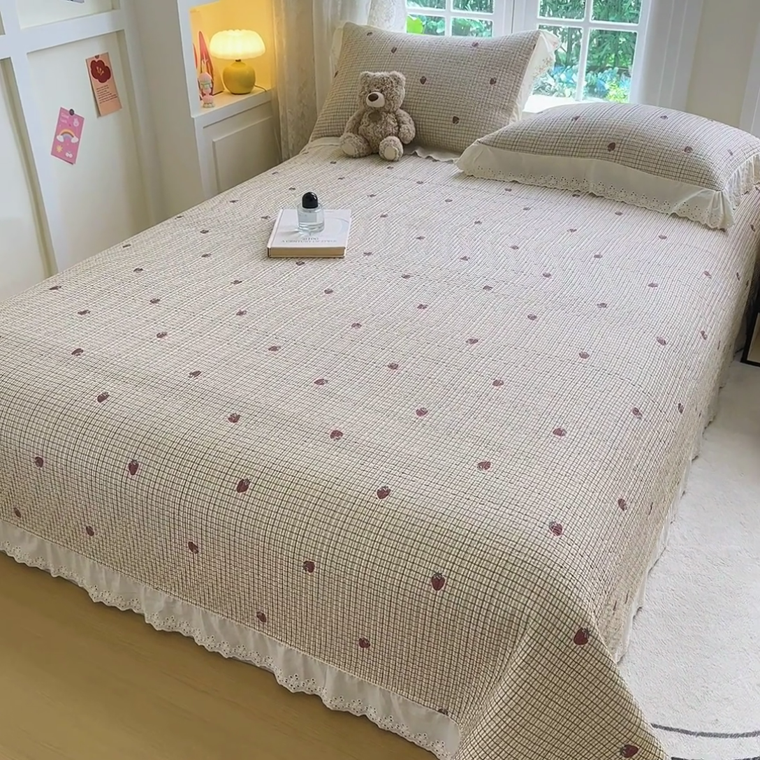 91家纺网 家纺一手货源 找家纺 岚吉家纺 2025新款全棉棉花床盖四件套 草莓格子