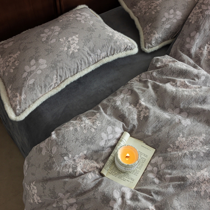 91家纺网 家纺一手货源 找家纺 迷尚家居 2025新款复古色织棉麻牛奶绒棉加绒四件套 可颂灰-绒