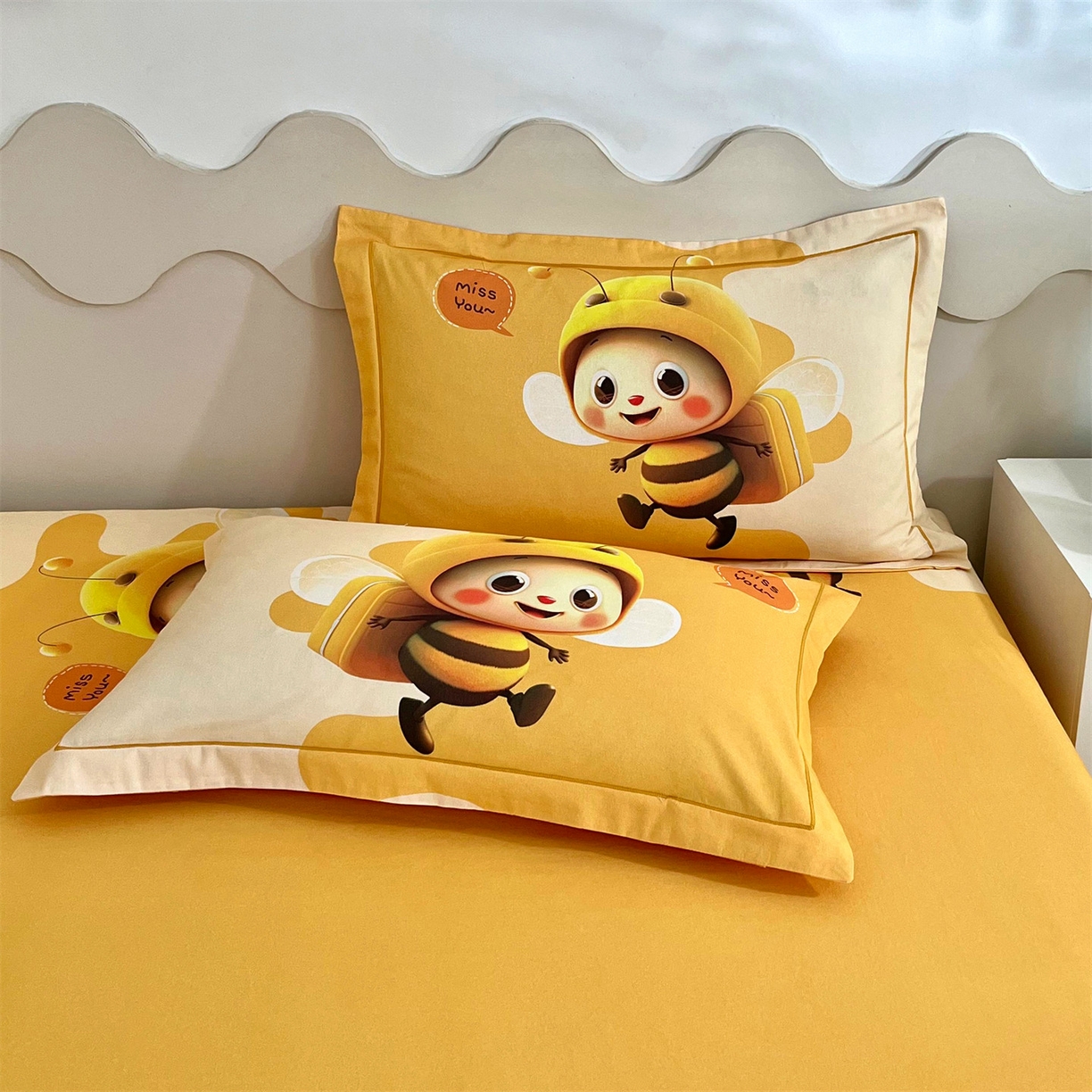 91家纺网 家纺一手货源 找家纺 曼秀琳 2025秋冬新款全棉磨毛印花四件套 萌萌哒-黄