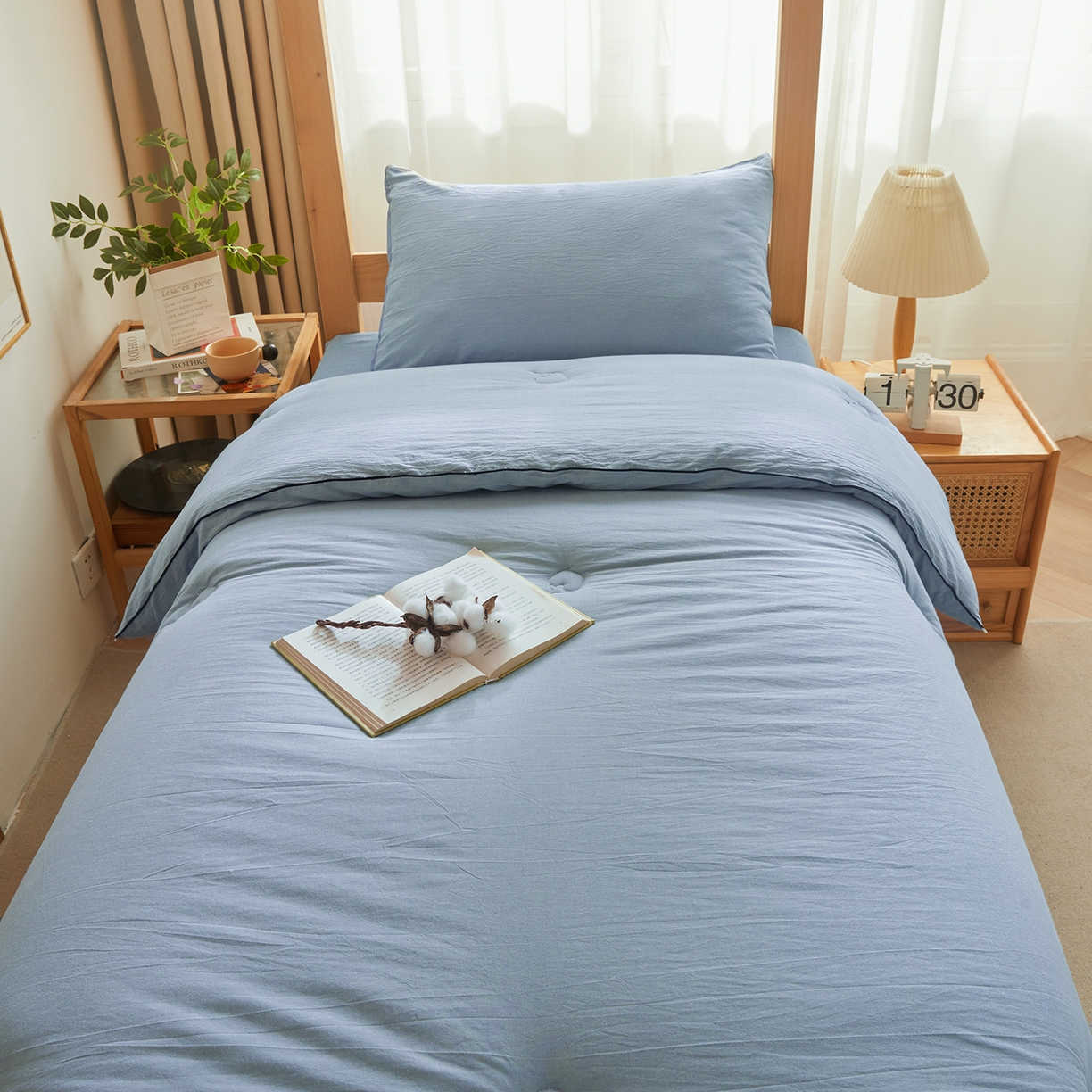 91家纺网 家纺一手货源 找家纺 熙宴家纺 2025新款水洗棉嵌绳款100%新疆棉花被 雾蓝