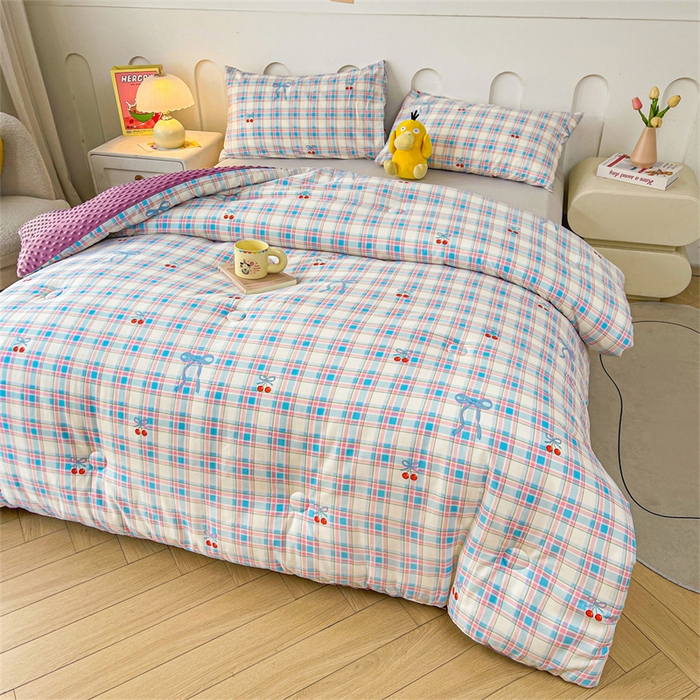 91家纺网 家纺一手货源 找家纺 小石头家纺 2025新款A类全棉纯棉印花豆豆绒大豆被冬被春秋被被子被芯 格子樱桃