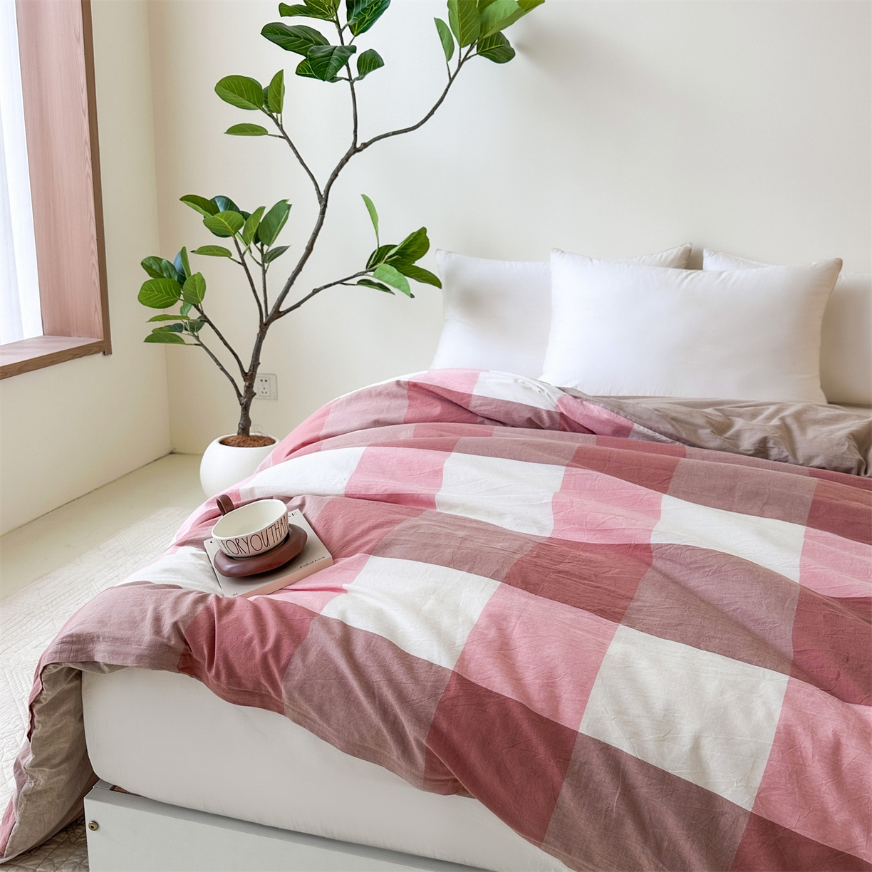 91家纺网 家纺一手货源 找家纺 凌云家纺 2025新款A类可拆洗全棉大豆被子全棉纯棉单人学生宿舍加厚保暖冬被春秋被芯棉被 粉格-卡