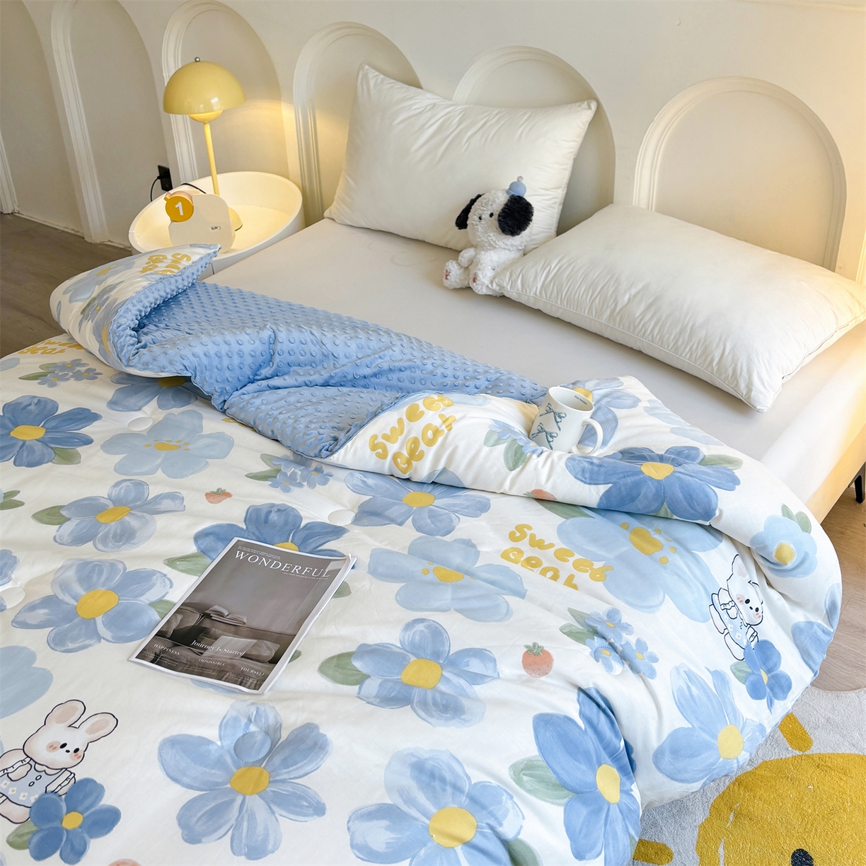 91家纺网 家纺一手货源 找家纺 小石头家纺 2025新款A类全棉纯棉印花豆豆绒大豆被冬被春秋被被子被芯 蓝色花海