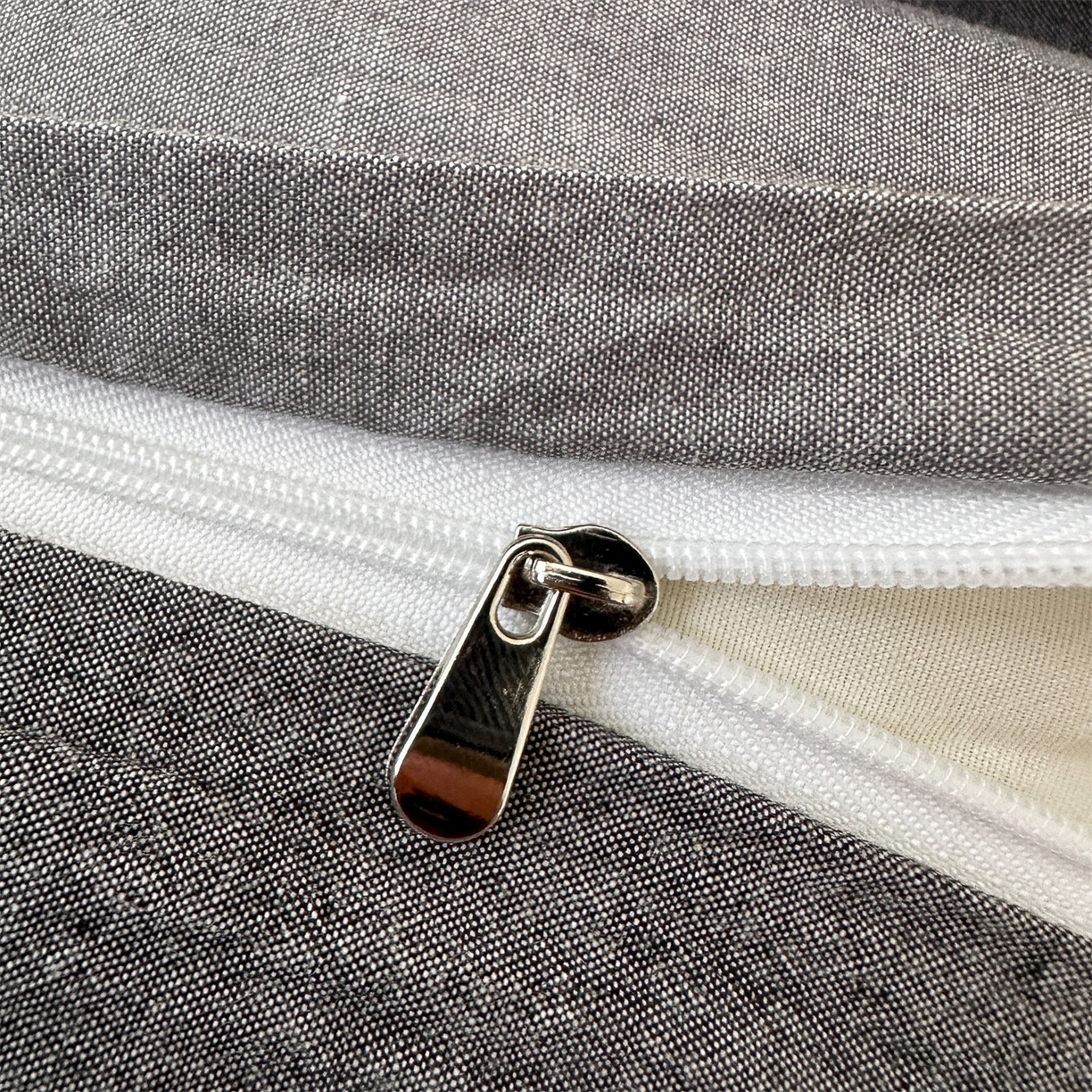 91家纺网 家纺一手货源 找家纺 凌云家纺 2025新款A类可拆洗全棉大豆被子全棉纯棉单人学生宿舍加厚保暖冬被春秋被芯棉被 浅灰+深灰