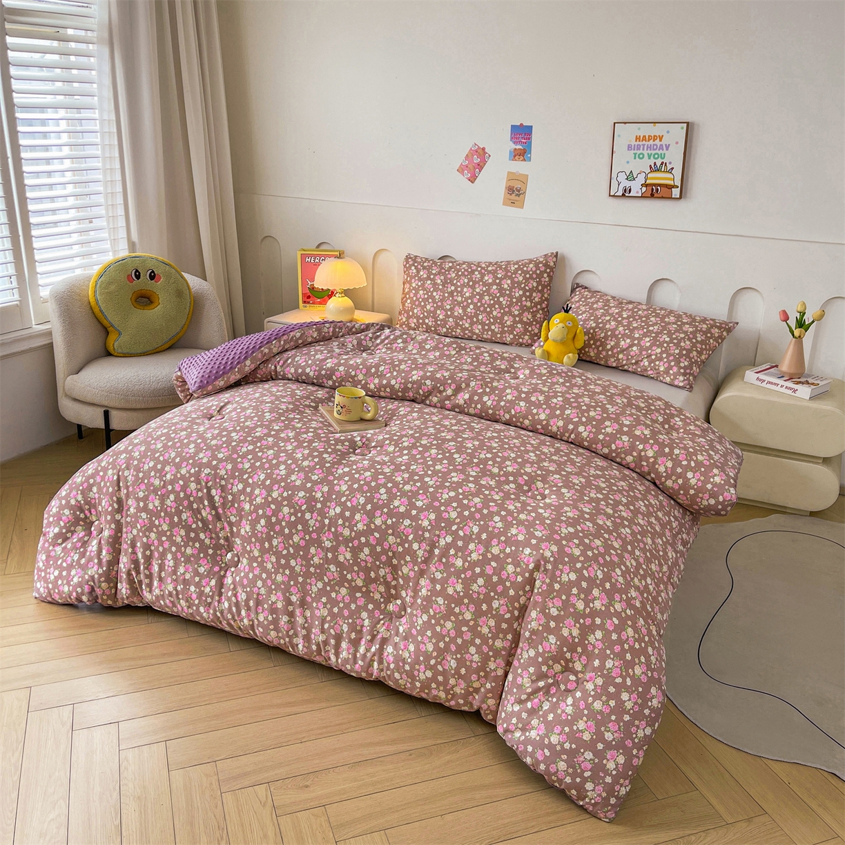 91家纺网 家纺一手货源 找家纺 小石头家纺 2025新款A类全棉纯棉印花豆豆绒大豆被冬被春秋被被子被芯 群芳争艳