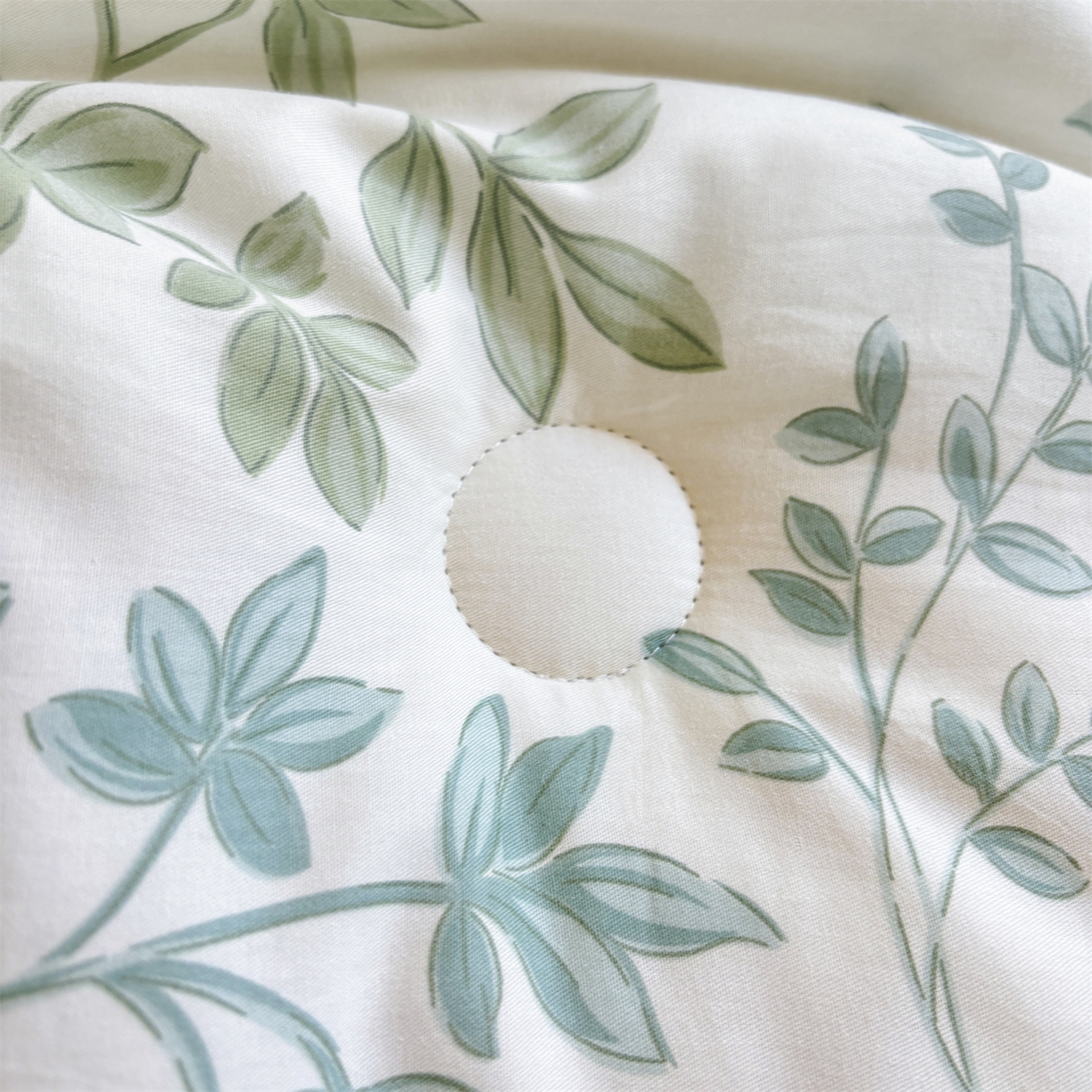 91家纺网 家纺一手货源 找家纺 小石头家纺 2025新款A类全棉纯棉印花豆豆绒大豆被冬被春秋被被子被芯 雅柔枝韵