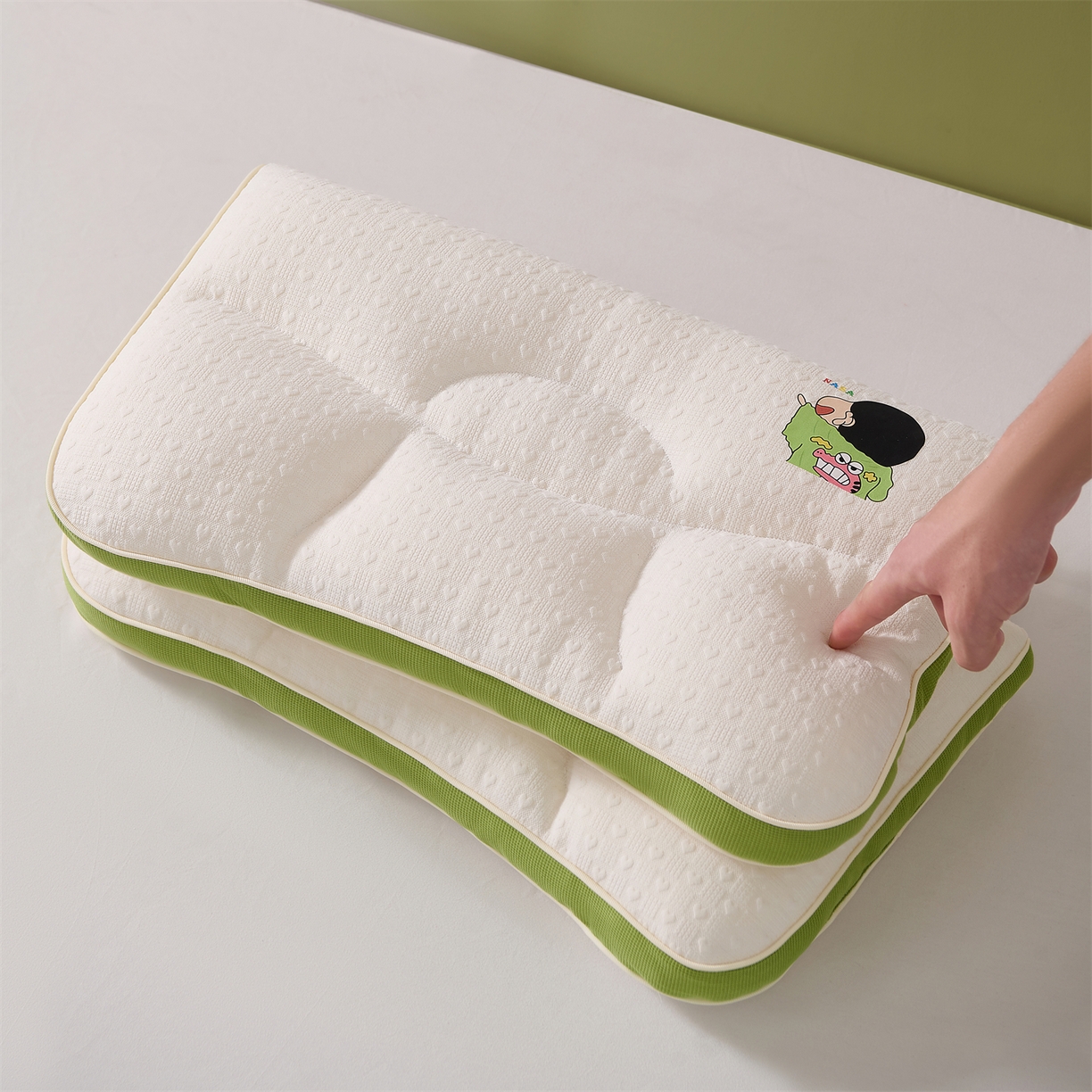 91家纺网 家纺一手货源 找家纺 （总）大熊枕芯 2025新款亲肤舒适云柔针织亲子护颈枕枕头枕芯